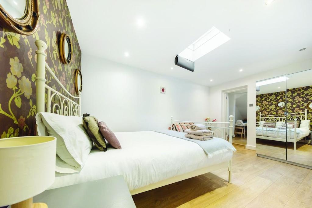 3 Bedroom Apartment In Westminster Londres Extérieur photo